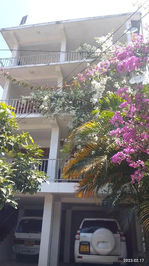Old Town Hotel Kandy Ngoại thất bức ảnh